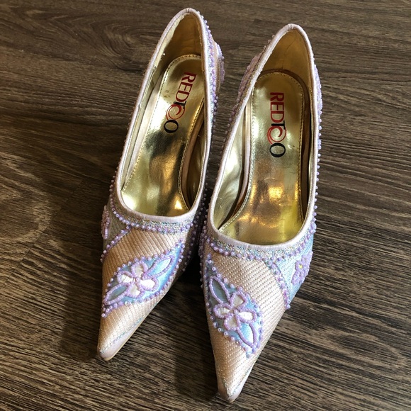 Vintage Beaded Floral Heels - Picture 9 of 17